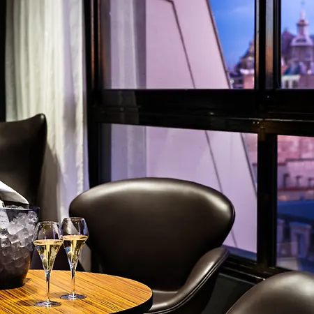 Centre By Ihg Готель 4*