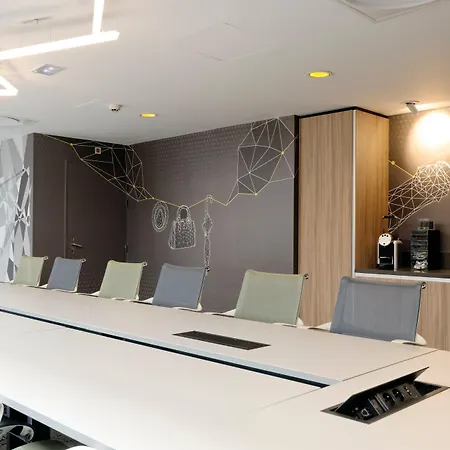 Centre By Ihg 4* Реймс
